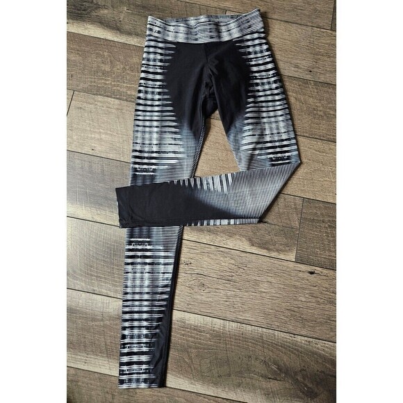 2 for $20  HPE Activewear Human Performance Engineering Leggings - Picture 3 of 9